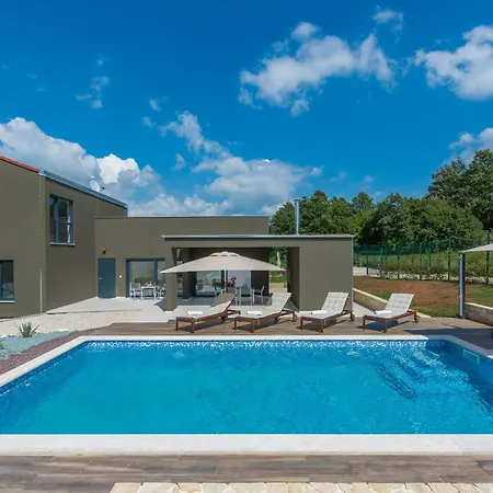 Complex Teca Villa
