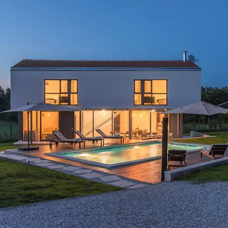 Βίλα Complex Teca Petehi