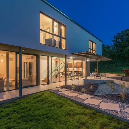 Complex Teca Βίλα Petehi